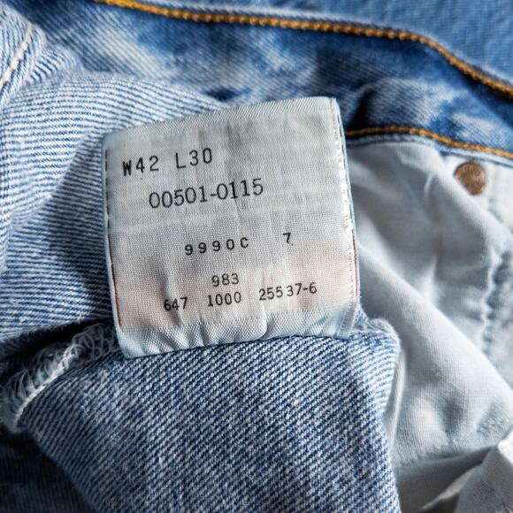 Levi’s Men’s Jeans 501 Vintage Button Fly Classic Straight Leg 100% Cotton 42x30 - Picture 11 of 12